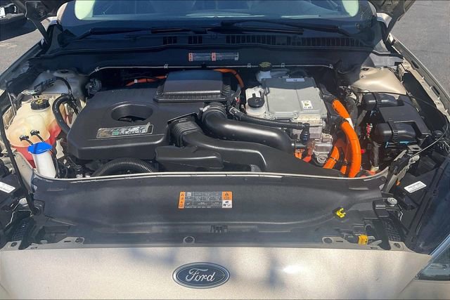 Certified 2019 Ford Fusion Energi Titanium FWD image 10