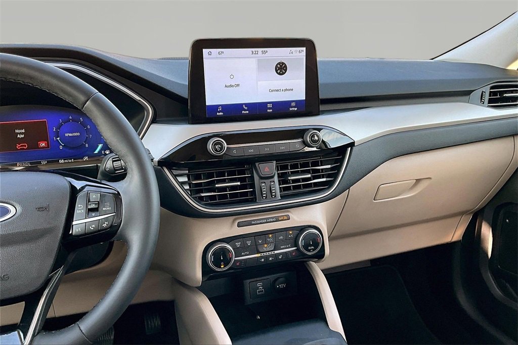 Certified 2022 Ford Escape SEL w/ Technology Package image 6