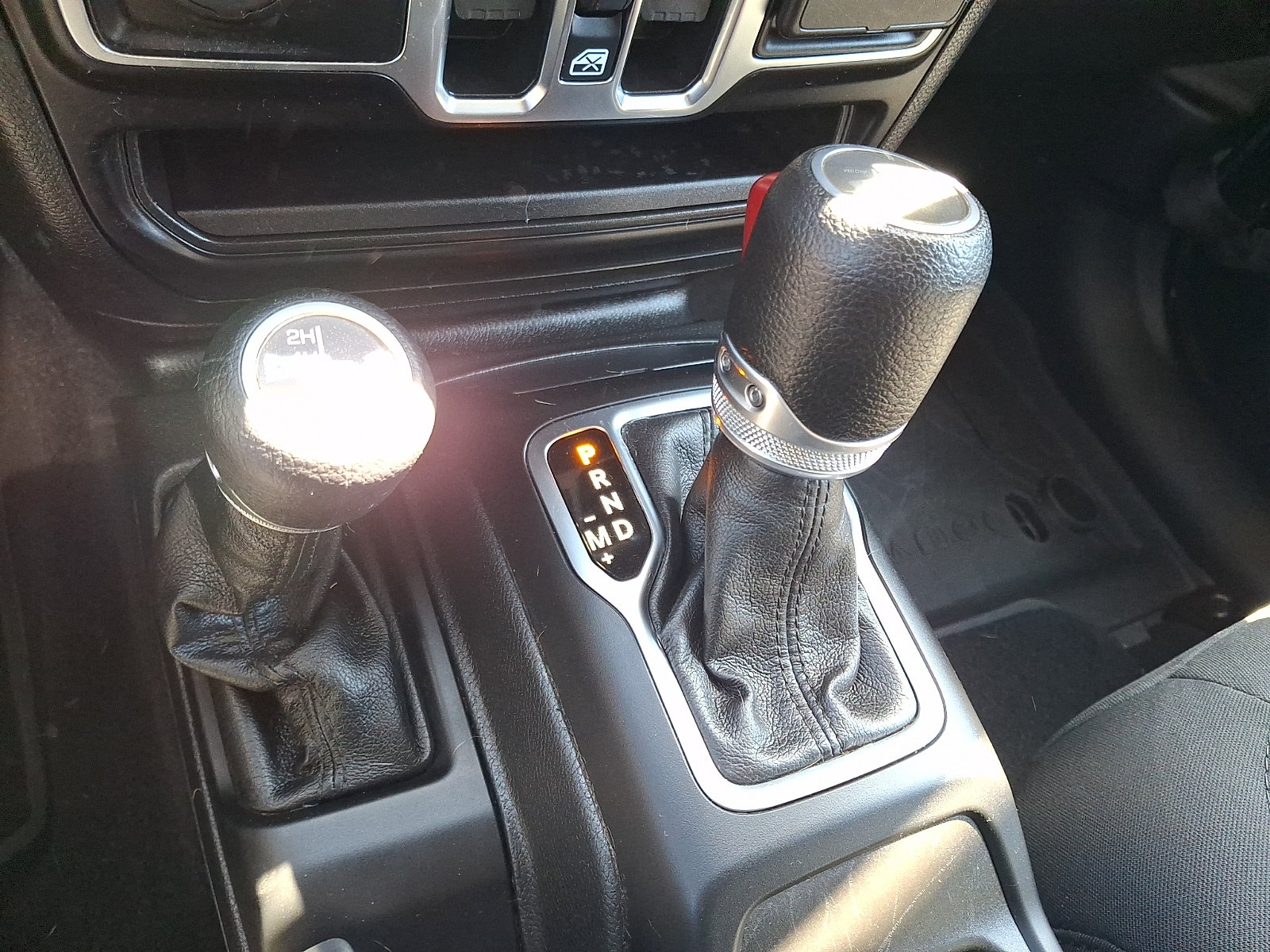 Used 2023 Jeep Wrangler Unlimited Sport AWD/4WD image 22