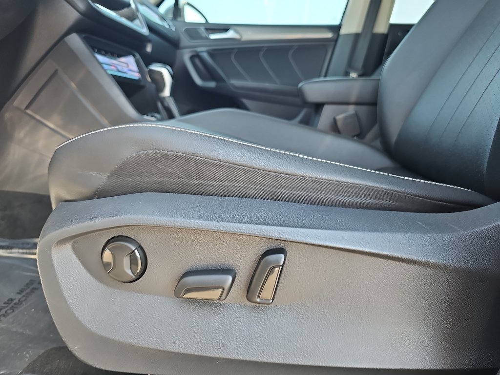 Used 2023 Volkswagen Tiguan SE FWD image 27