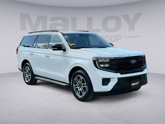 Certified 2025 Ford Expedition Active AWD/4WD image 7