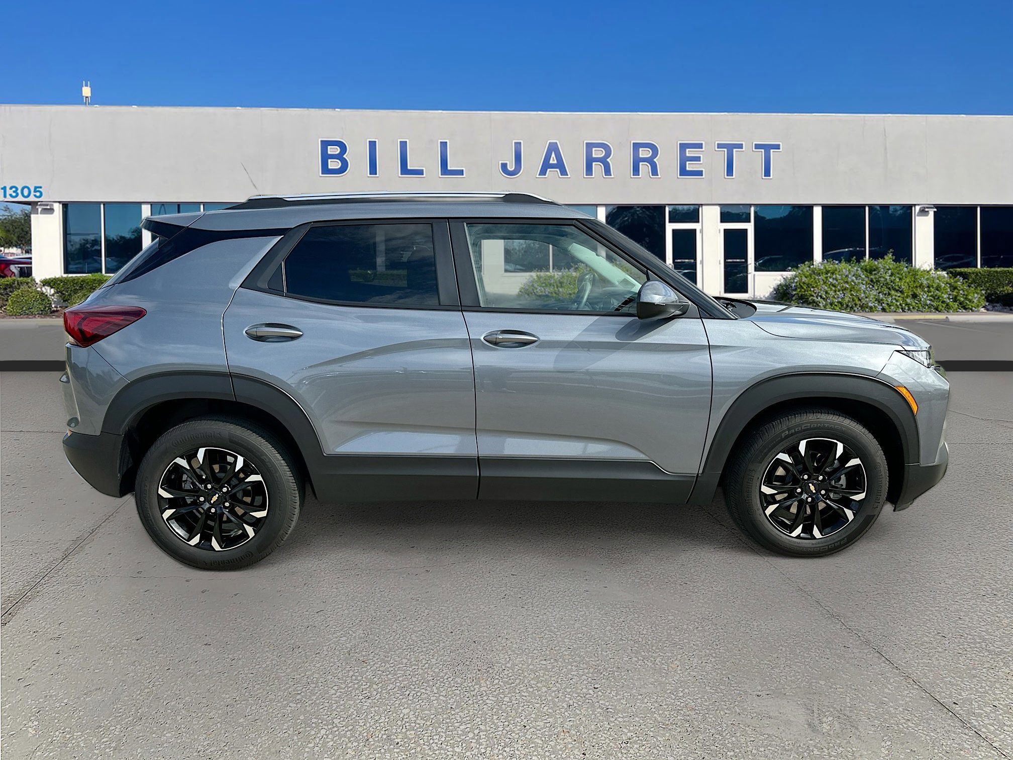 Used 2022 Chevrolet TrailBlazer LT w/ Convenience Package image 6