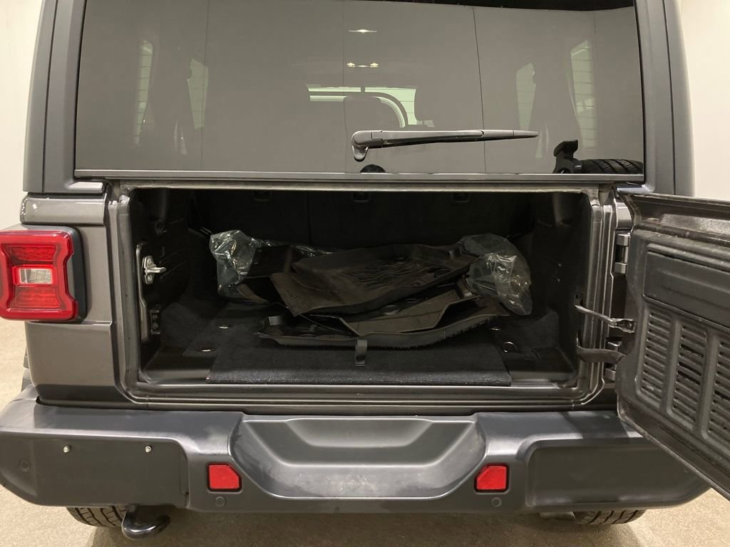 Used 2019 Jeep Wrangler Unlimited Sport image 10