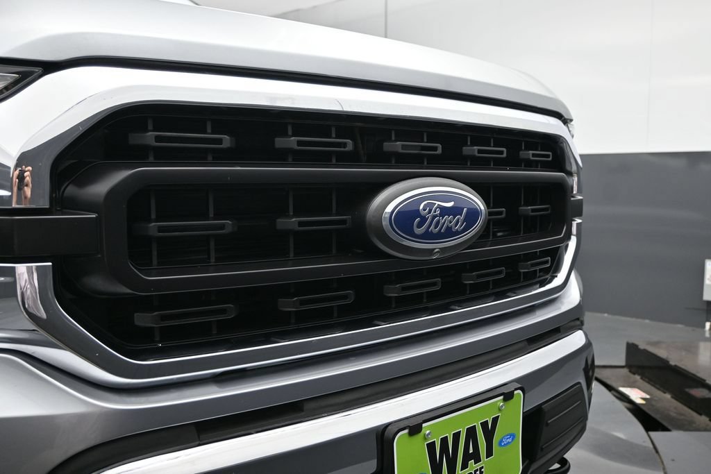 Certified 2022 Ford F150 XLT w/ Trailer Tow Package AWD/4WD image 4
