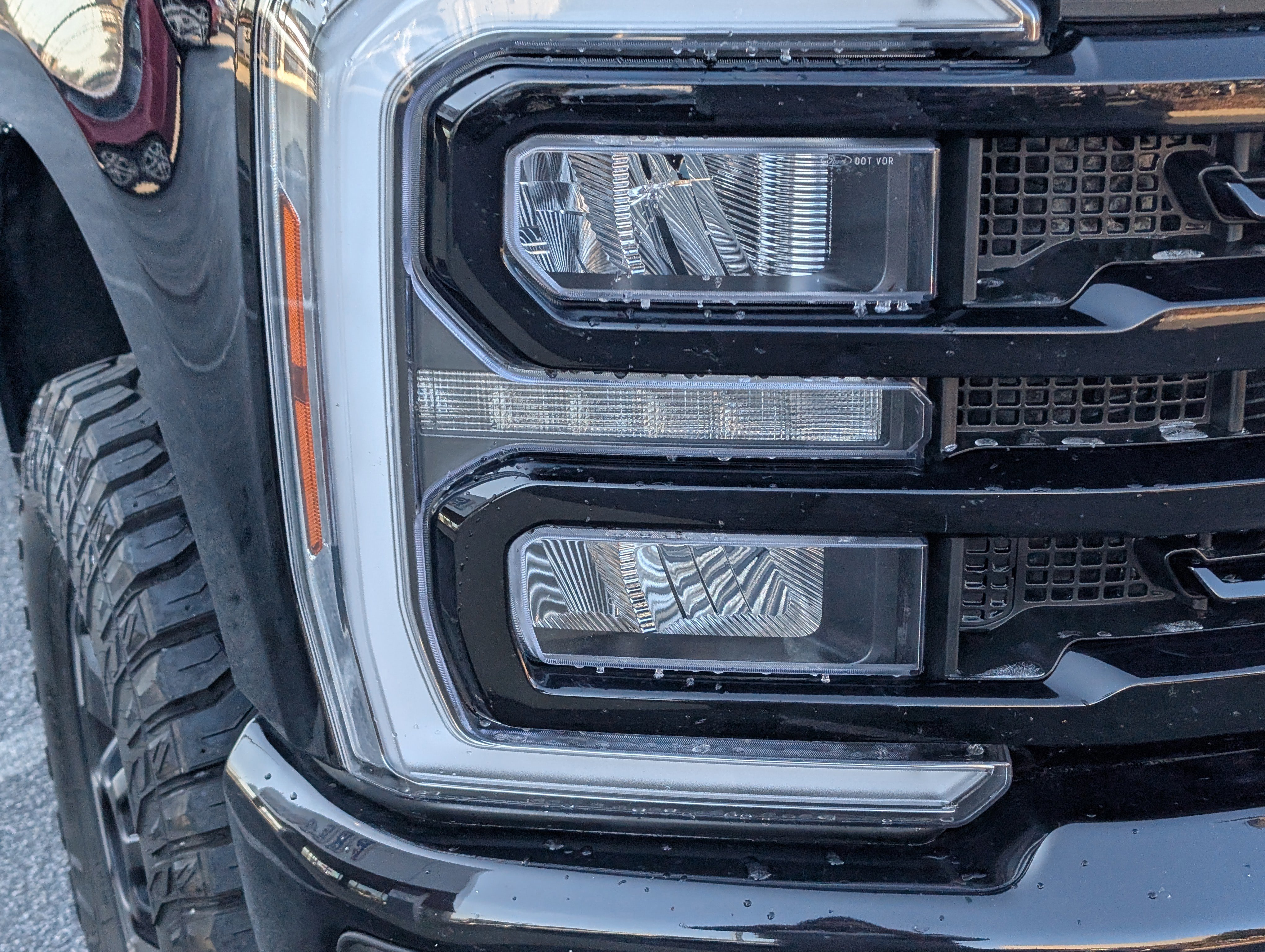 Certified 2024 Ford F250 Lariat w/ Lariat Ultimate Package image 10