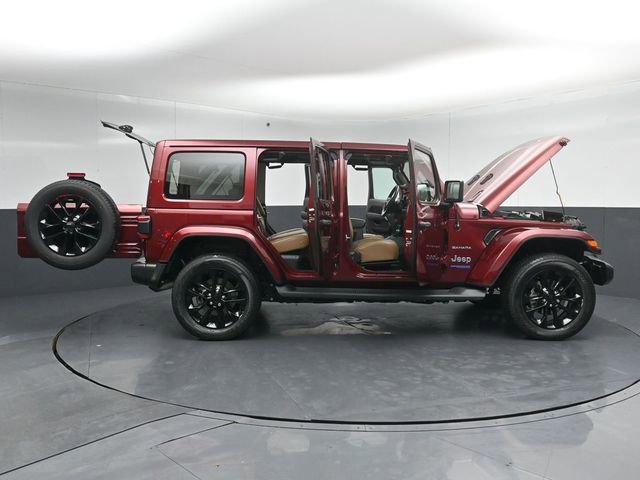 Used 2021 Jeep Wrangler Unlimited Sahara w/ Cold Weather Group AWD/4WD image 61