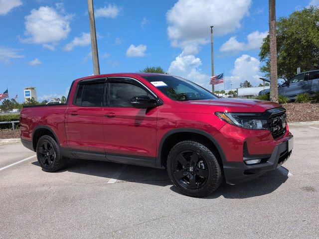 Used 2025 Honda Ridgeline Black Edition image 2