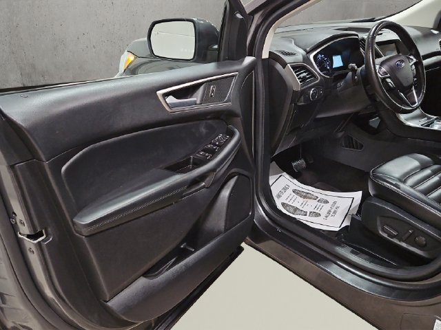 Certified 2020 Ford Edge SEL w/ Convenience Package AWD/4WD image 12