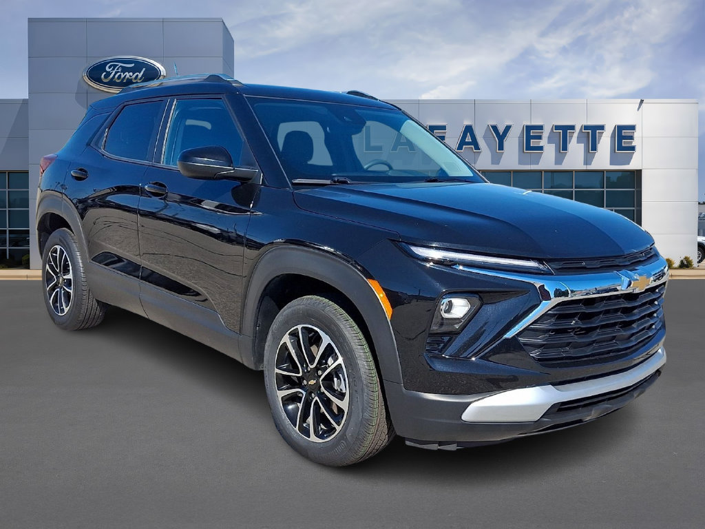 Used 2025 Chevrolet TrailBlazer LT AWD/4WD image 1