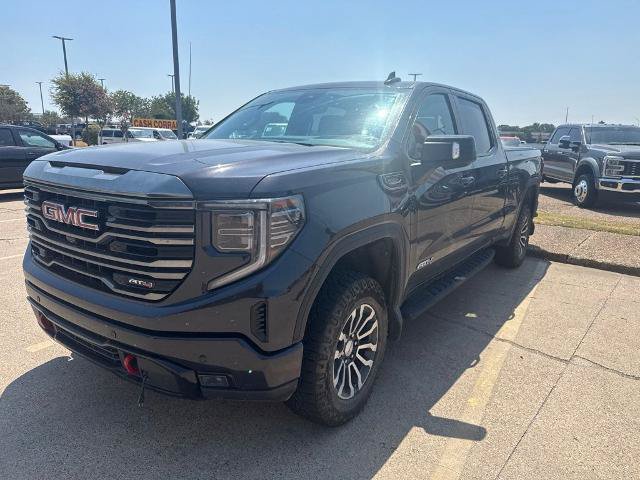 Used 2023 GMC Sierra 1500 AT4 w/ AT4 Premium Package AWD/4WD image 1