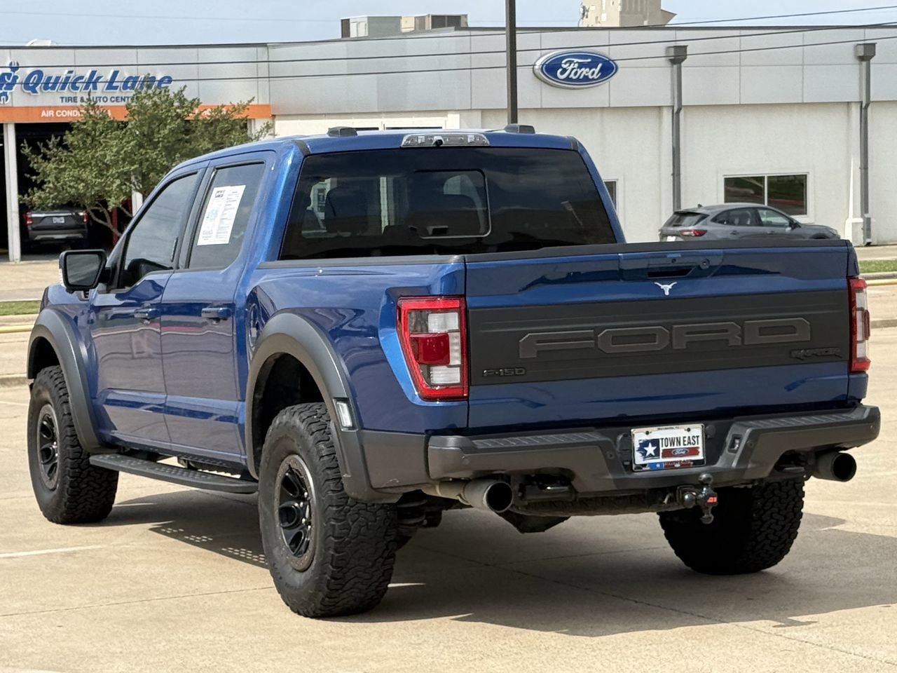 Certified 2022 Ford F150 Raptor w/ Equipment Group 801A High image 4