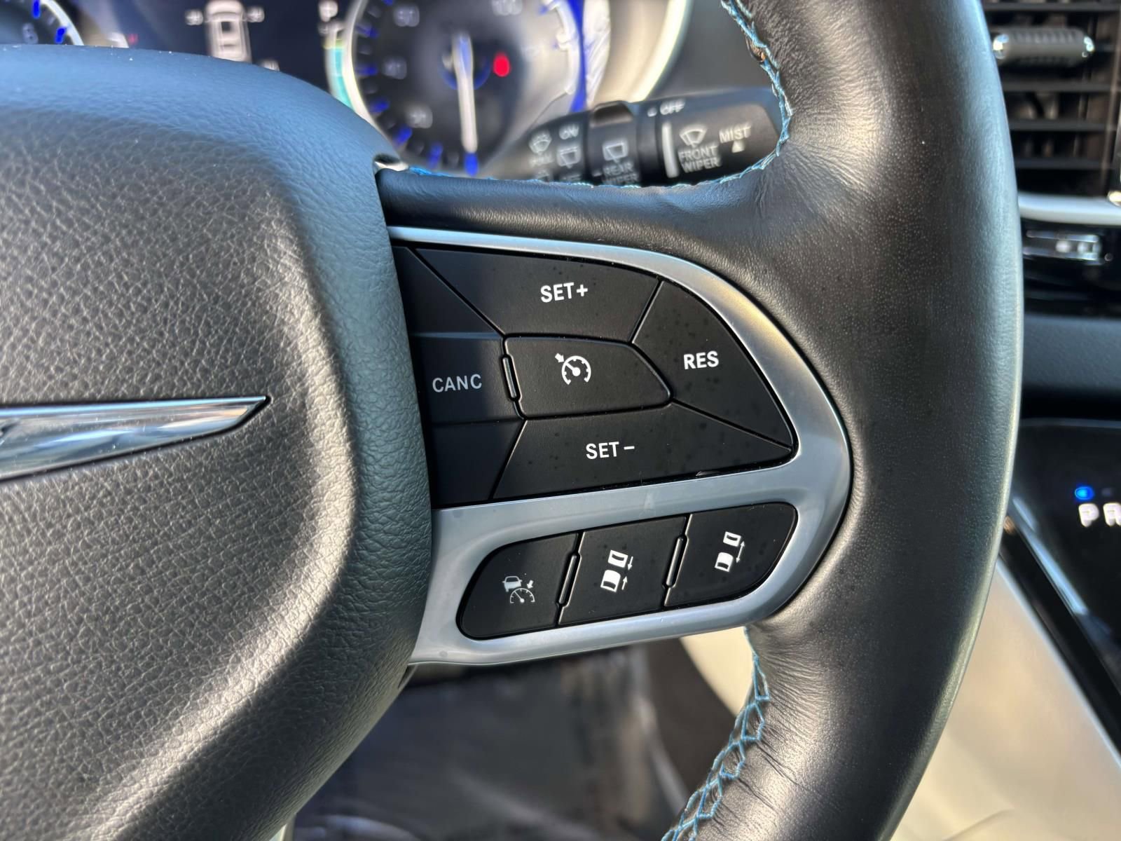 Used 2021 Chrysler Pacifica Touring-L image 20