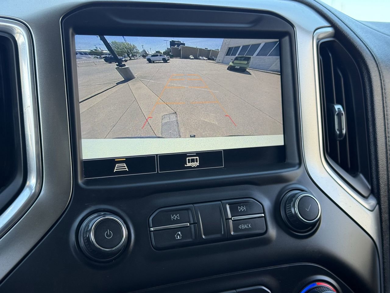 Used 2021 Chevrolet Silverado 1500 LT w/ Texas Edition Plus image 19