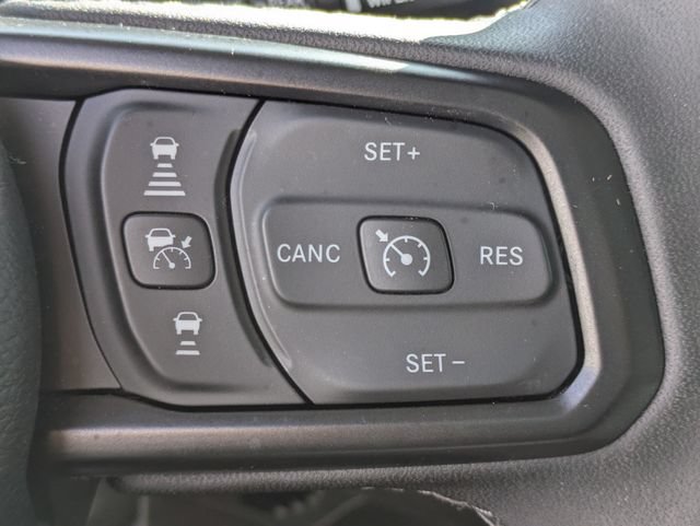 Used 2026 Jeep Wrangler Sport AWD/4WD image 27