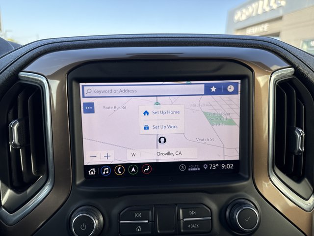 Used 2020 Chevrolet Silverado 2500 High Country w/ Technology Package AWD/4WD image 19