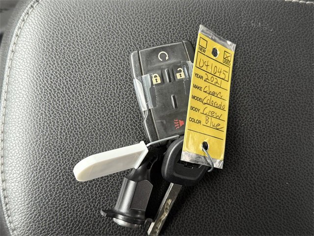 Used 2021 Chevrolet Colorado LT w/ LT Convenience Package image 14
