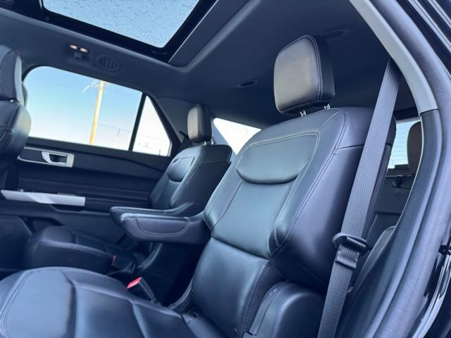Certified 2023 Ford Explorer XLT w/ Equipment Group 202A AWD/4WD image 11