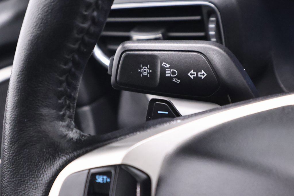 Certified 2020 Ford Explorer XLT w/ Equipment Group 202A image 32