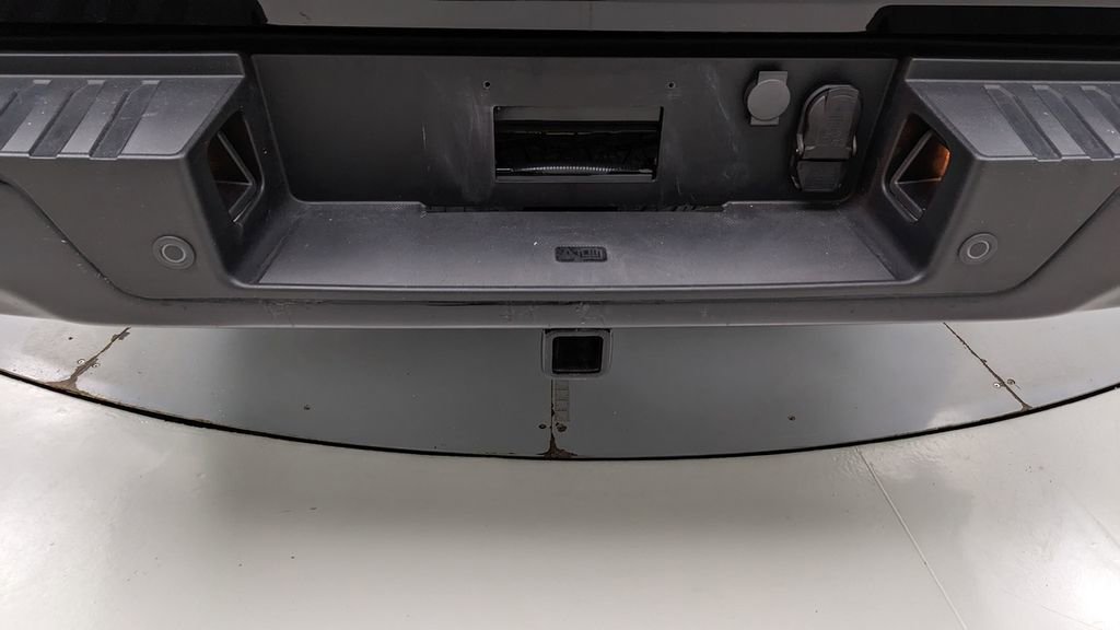 Certified 2024 Ford F150 XLT w/ Equipment Group 302A MID image 5