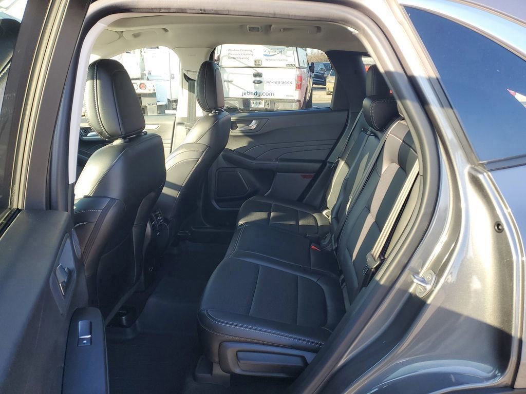 Certified 2021 Ford Escape SEL w/ Technology Package image 9