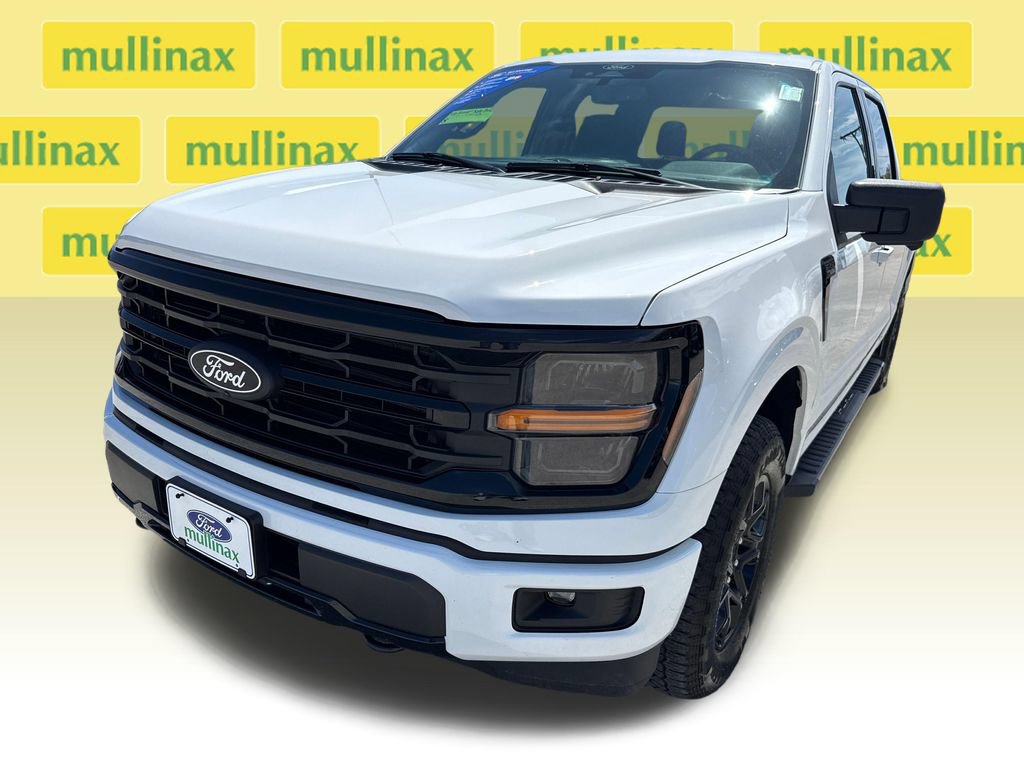 Certified 2024 Ford F150 XLT w/ XLT Black Appearance Package AWD/4WD image 10