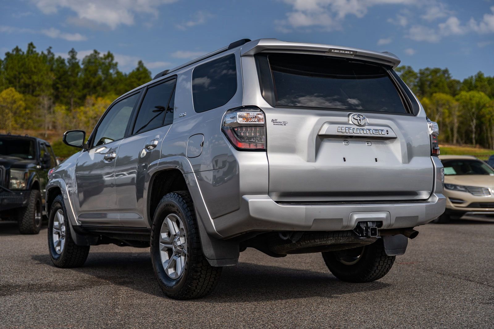 Used 2023 Toyota 4Runner SR5 image 3