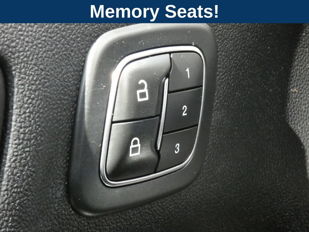 Certified 2020 Ford Escape SEL AWD/4WD image 16