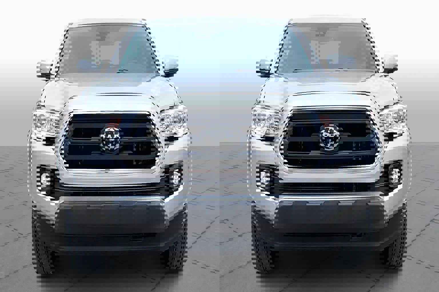 Used 2023 Toyota Tacoma SR5 image 4