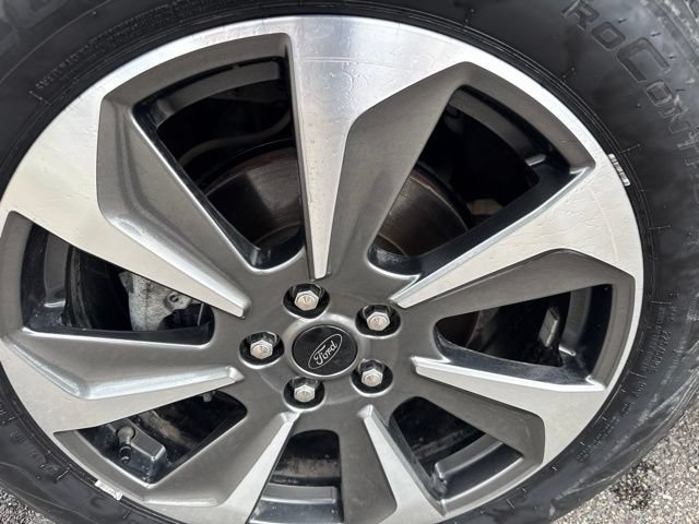 Certified 2023 Ford Escape Platinum AWD/4WD image 10