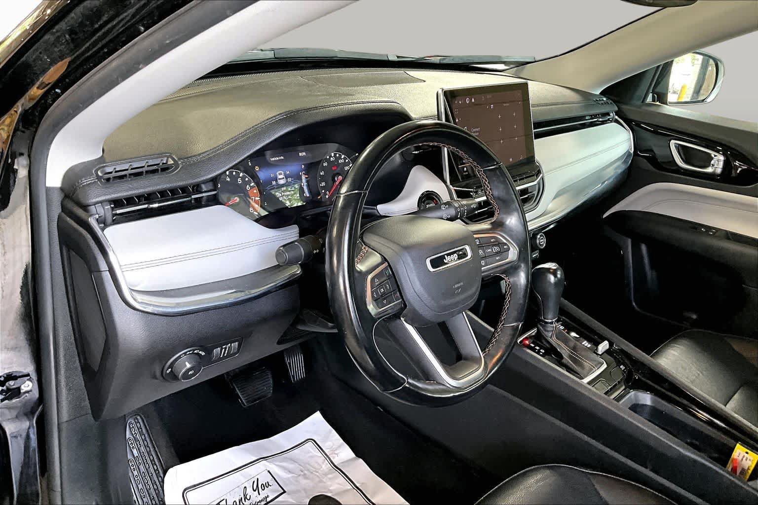 Used 2022 Jeep Compass Limited AWD/4WD image 17