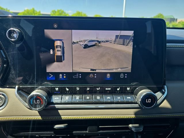 Used 2024 Chevrolet Colorado ZR2 w/ ZR2 Convenience Package III AWD/4WD image 17