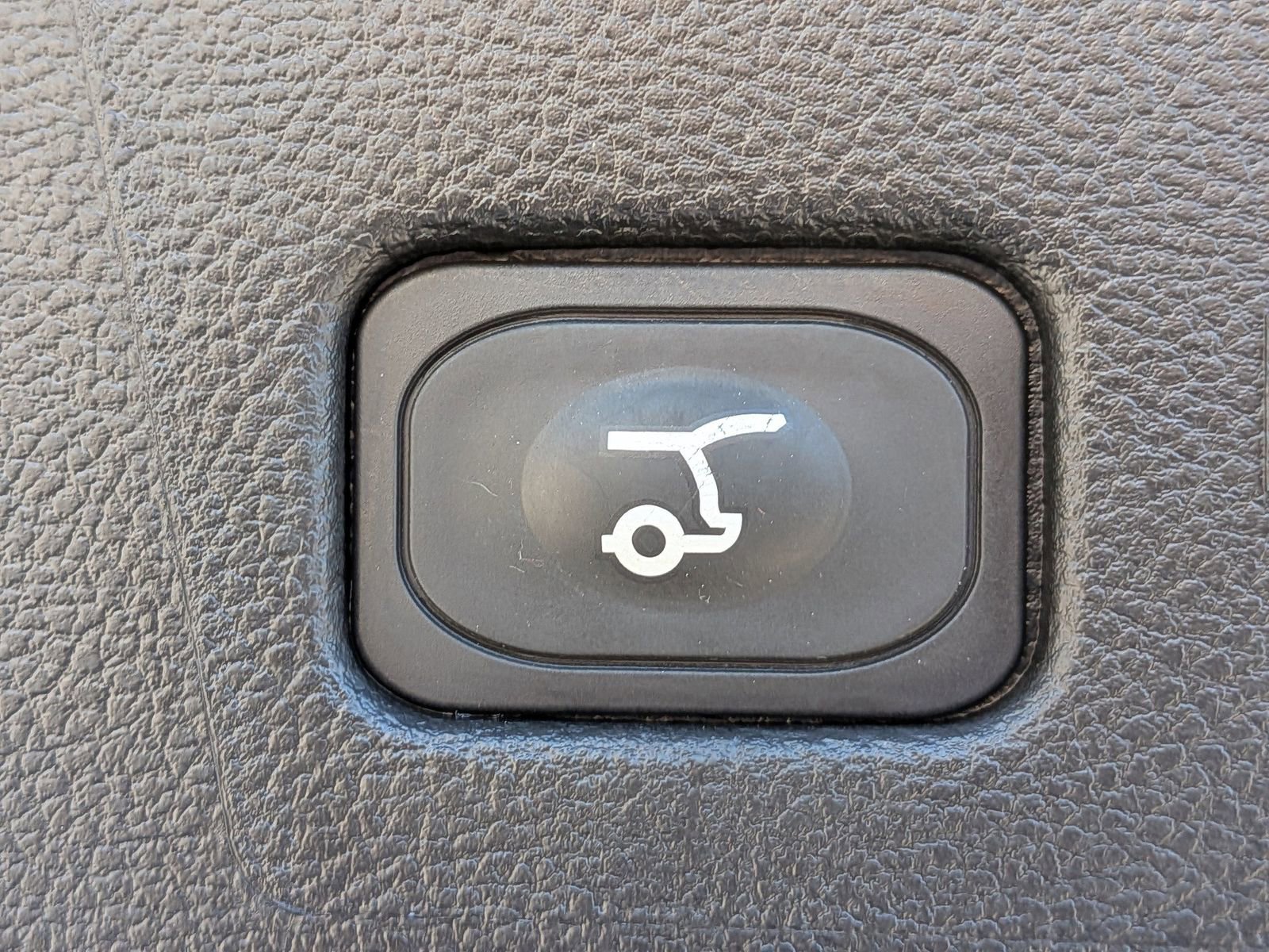 Certified 2024 Ford Edge ST-Line image 15