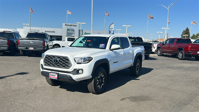 Used 2023 Toyota Tacoma TRD Off-Road AWD/4WD image 8