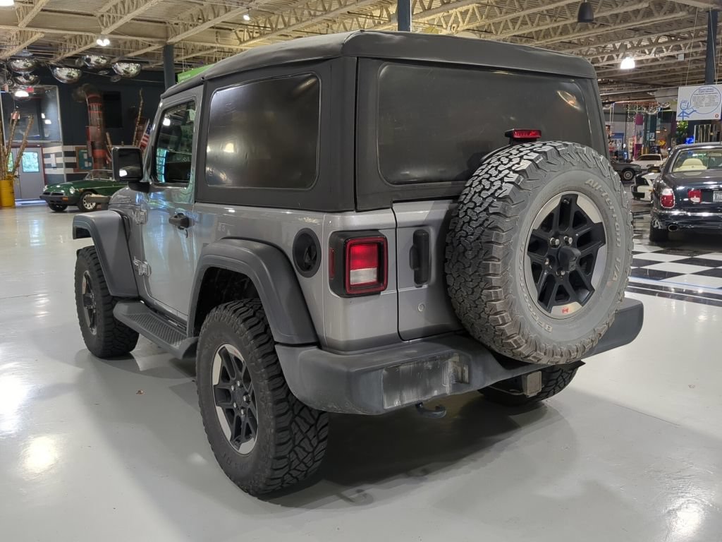 Used 2018 Jeep Wrangler Sport AWD/4WD image 10