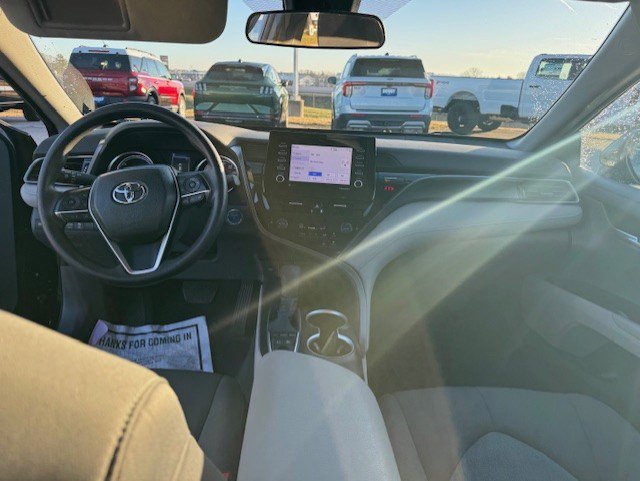 Used 2022 Toyota Camry LE FWD image 24