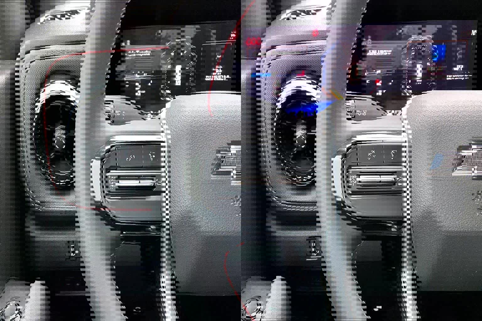 Used 2024 Chevrolet Colorado Z71 w/ Z71 Convenience Package 2 image 25