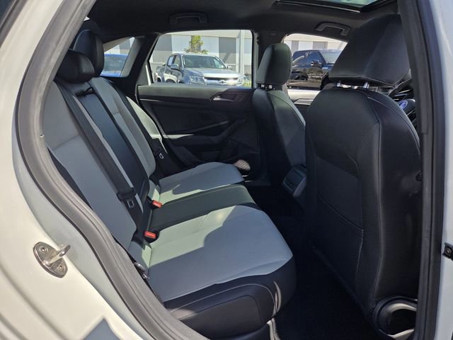 Used 2021 Volkswagen Jetta R-Line image 17