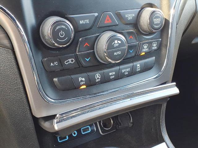 Used 2020 Jeep Grand Cherokee Laredo image 15