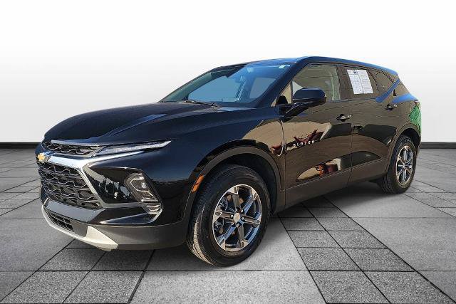 Used 2025 Chevrolet Blazer LT FWD video 1