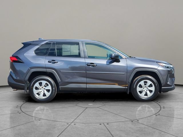 Used 2024 Toyota RAV4 LE AWD/4WD image 12