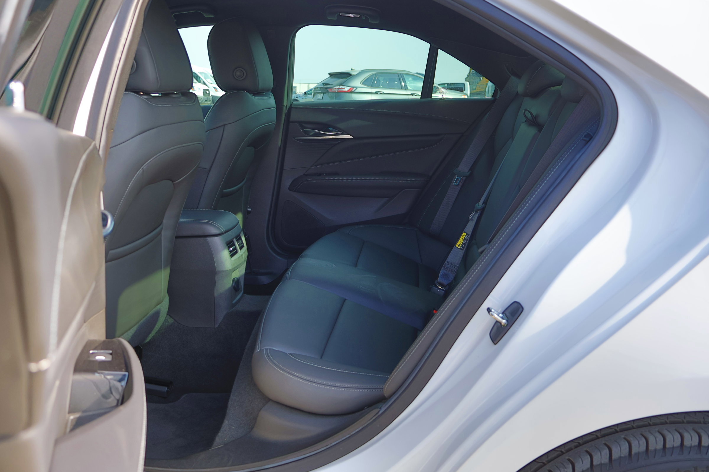 Used 2023 Cadillac CT4 Luxury image 36