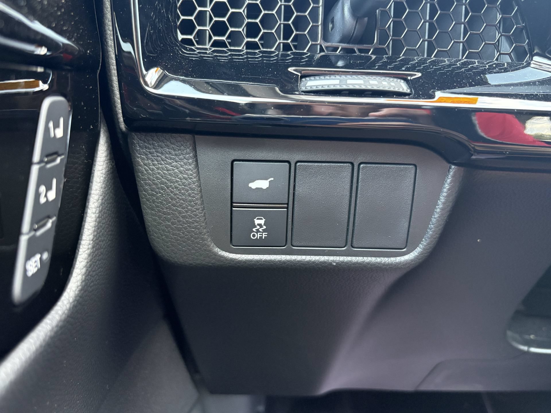 Used 2024 Honda CR-V EX-L image 12