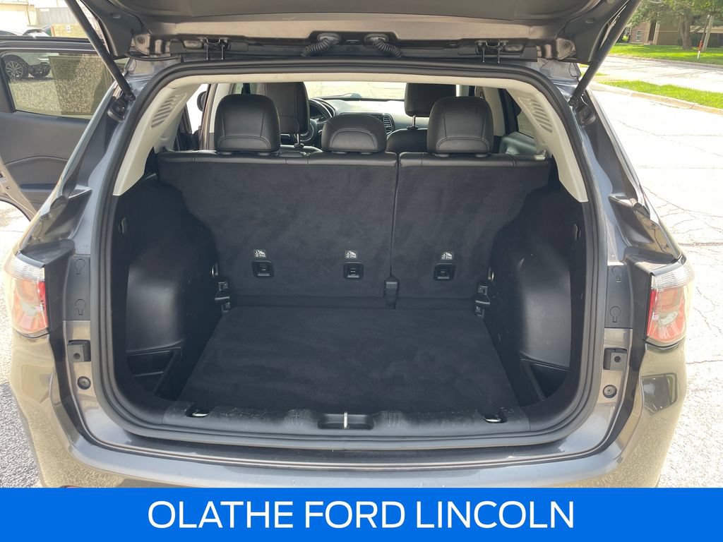 Used 2019 Jeep Compass Latitude AWD/4WD image 26