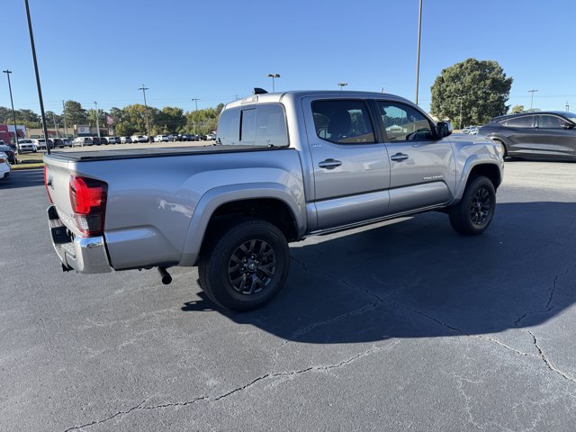 Used 2021 Toyota Tacoma SR5 RWD image 2