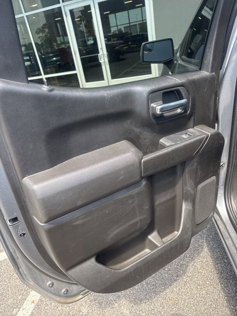 Used 2021 Chevrolet Silverado 1500 LT w/ LPO, Dark Essentials Package AWD/4WD image 15