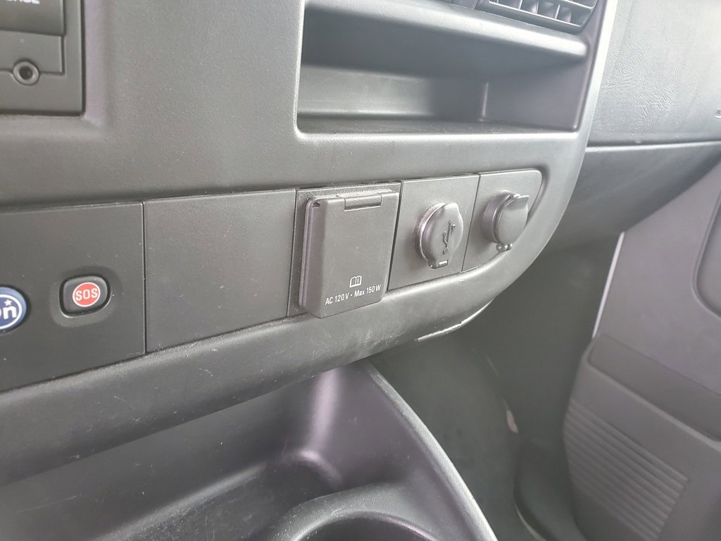 Used 2018 GMC Savana 2500 Work Van w/ Driver Convenience Package image 25
