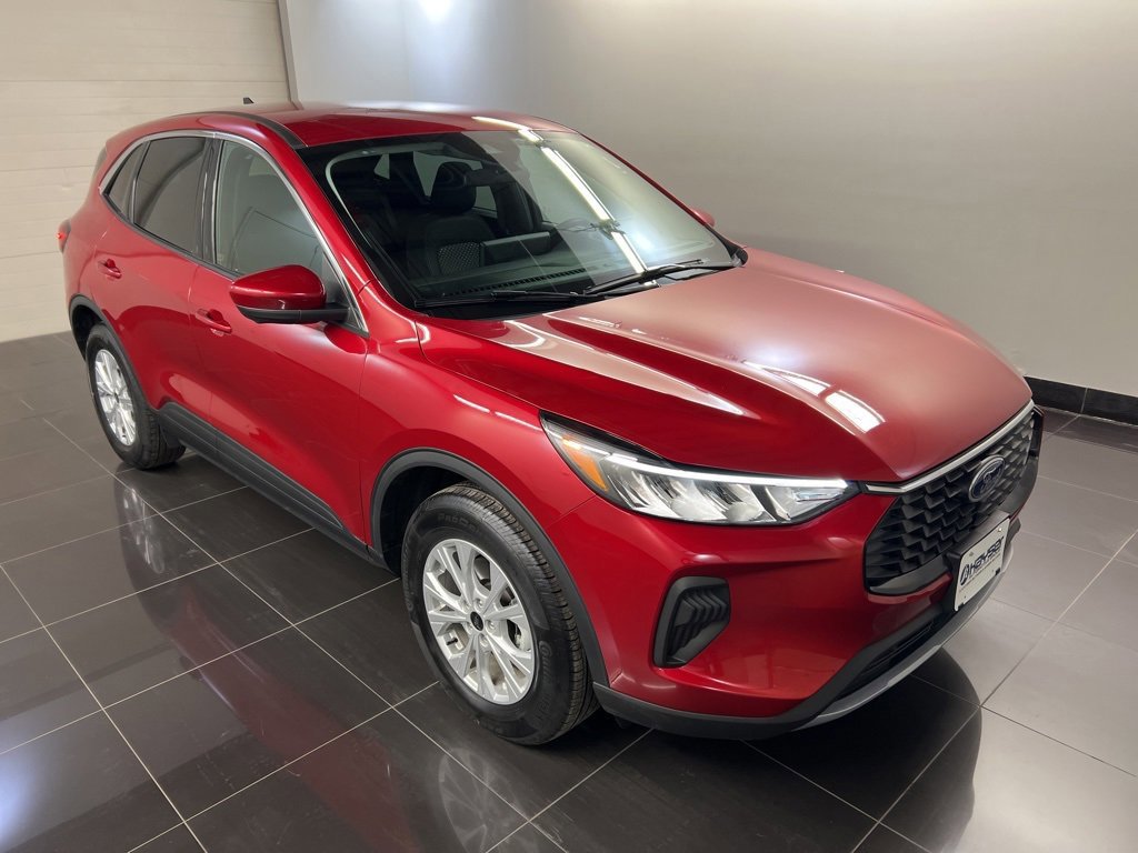Certified 2023 Ford Escape Active w/ Tech Pack #2 image 5