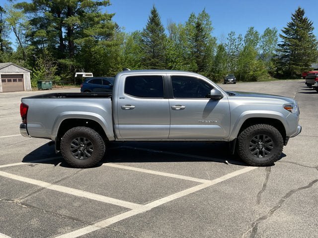 Used 2022 Toyota Tacoma SR5 AWD/4WD image 6