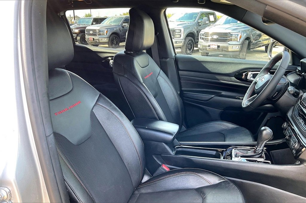 Used 2024 Jeep Compass Trailhawk image 30