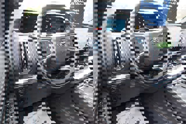 Certified 2025 Ford Expedition Platinum w/ Stealth Performance Package image 22